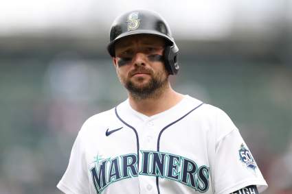 Seattle Mariners Star Cal Raleigh Sends Out 2-Word Post Amid Slump