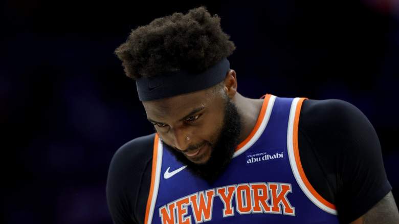 Mitchell Robinson during a Knicks game as New York rebuilt its bench after his departure to the Celtics.