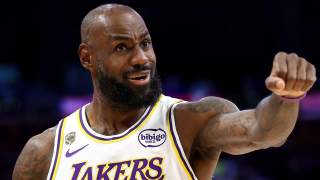 Saquon Barkley Issues Message to LeBron James After Joining 76ers