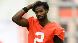 Browns QB Shedeur Sanders Exchanges Words With Myles Garrett