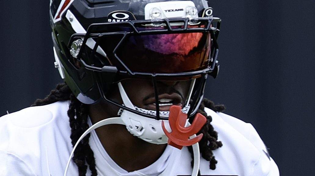 Calen Bullock gets encouraging take after Texans’ roster decision. Informative update.