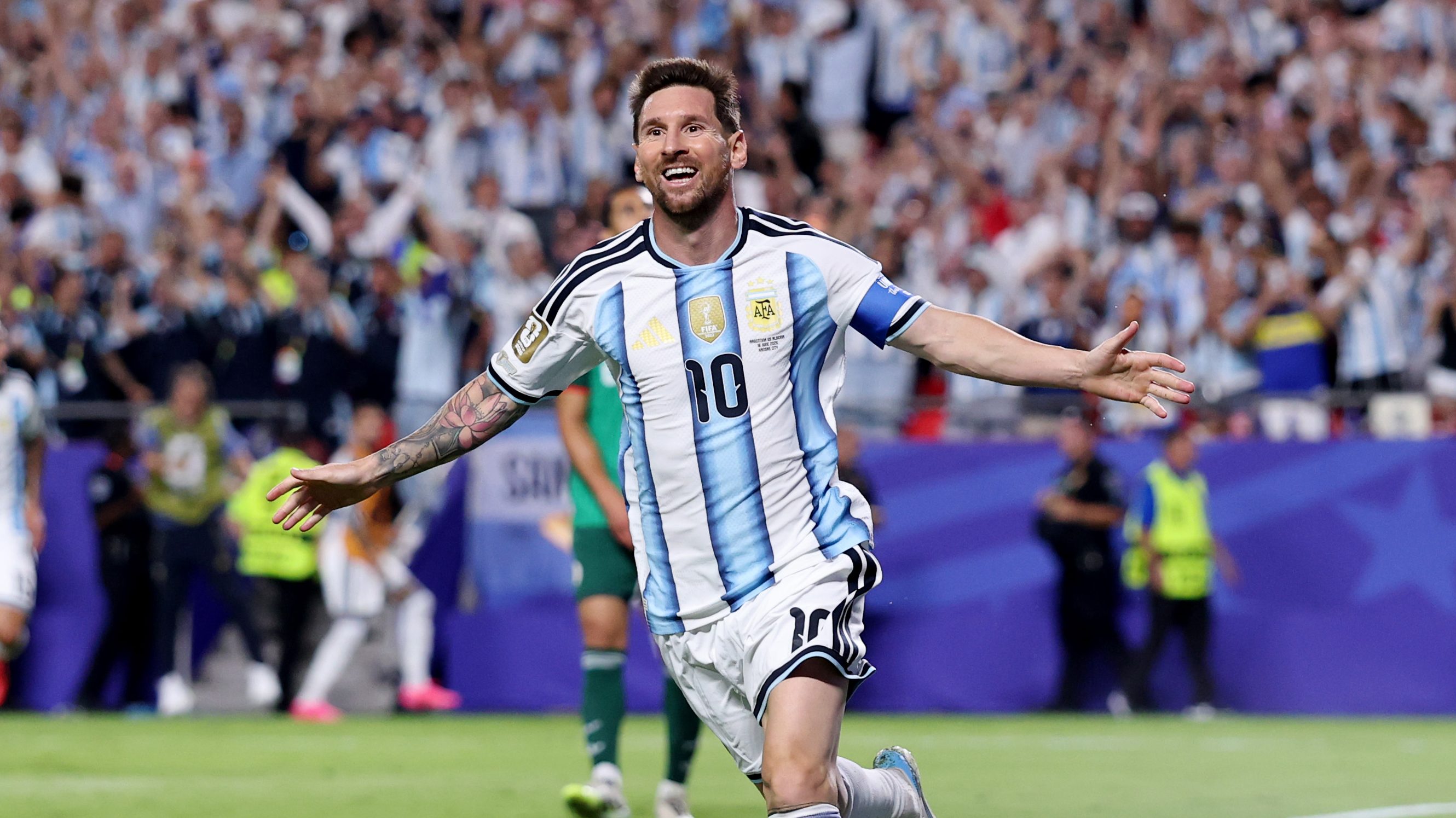 مباريات اليوم في كأس العالم: الأرجنتين تواجه مصر في قمة نارية وكولومبيا تصطدم بسويسرا لحسم بطاقات ربع النهائي