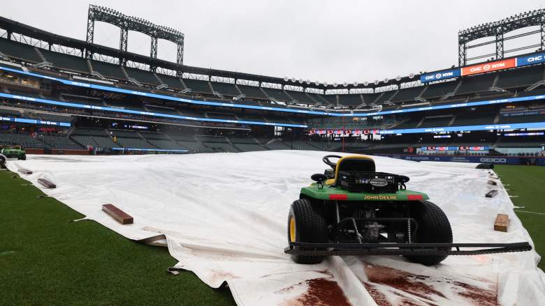 Boston Red Sox are facing a delay in Chicago on their way to New York to face the Mets.