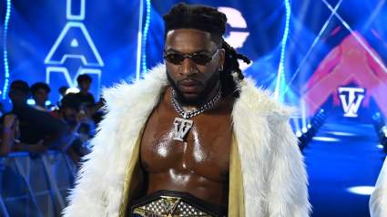 WWE Star Introduces New ‘Legacy Edition’ Championship Belt on SmackDown