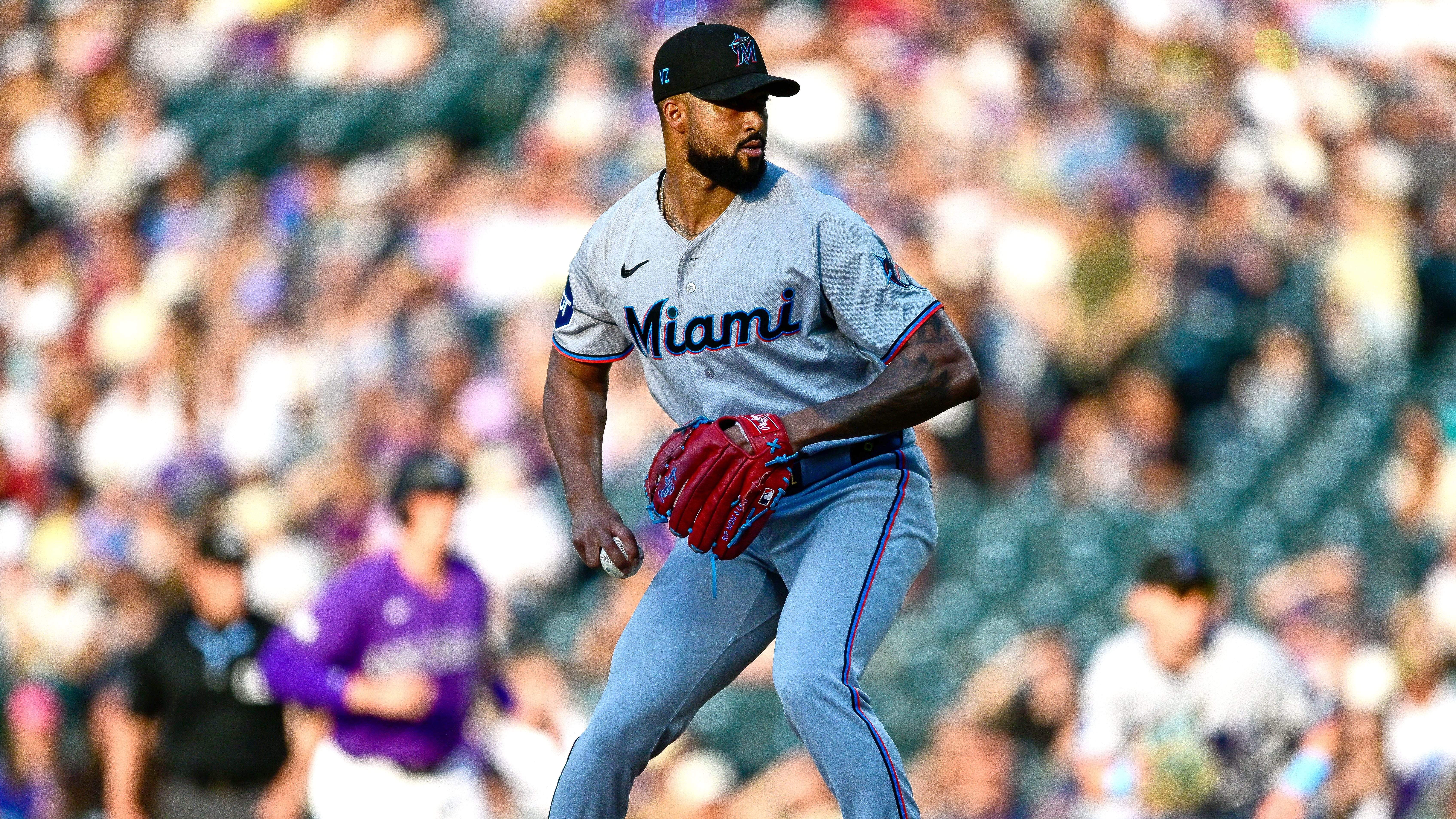 Yankees get bad news on Sandy Alcantara trade pursuit; update inside.