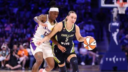 Paige Bueckers Ruled Out vs. Liberty After Nneka Ogwumike Collision