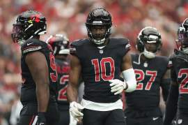 Packers Insider Provides Fresh Update on Josh Sweat Rumors
