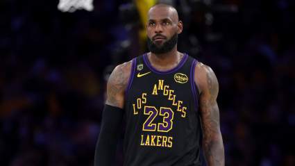 Cavs Receive LeBron James Update as Warriors’ Pursuit Heats Up