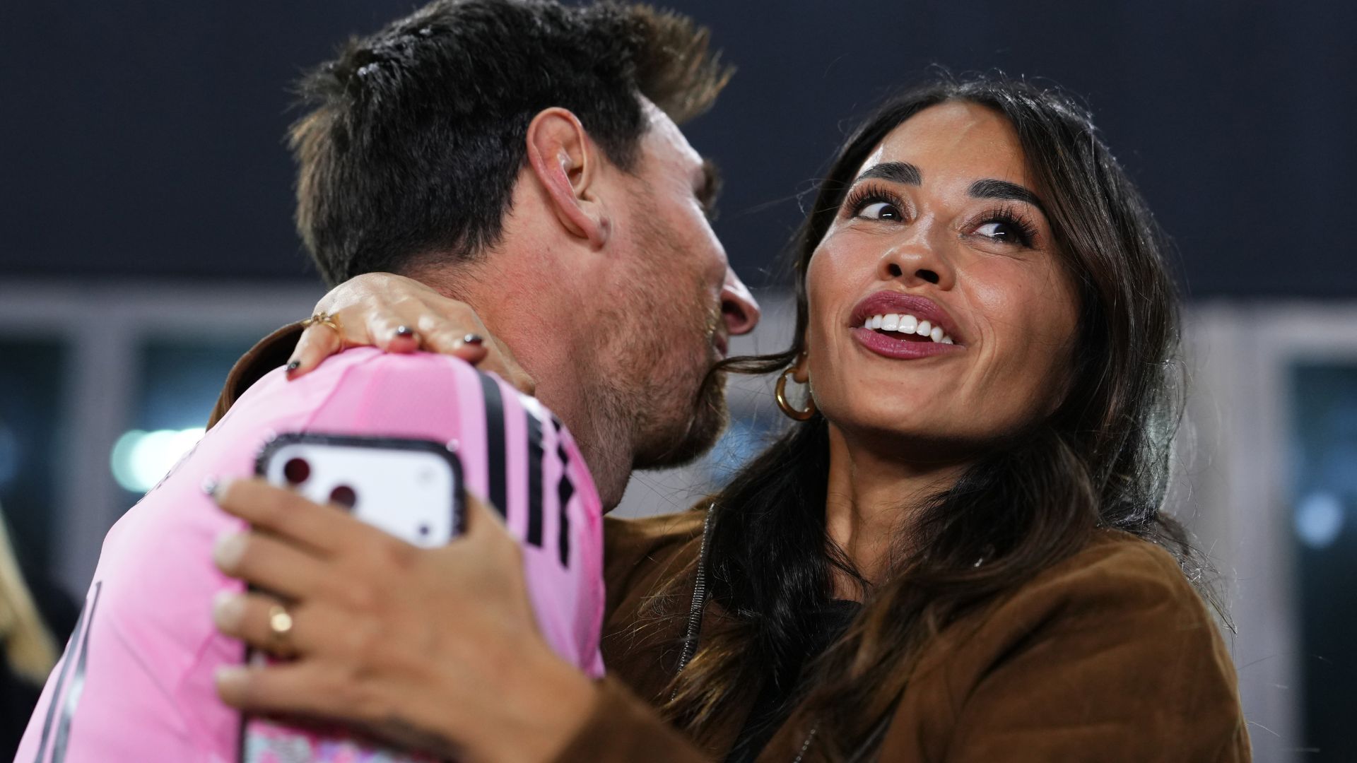 Lionel Messi's Wife Marks Argentina Win With Rare Family Photos