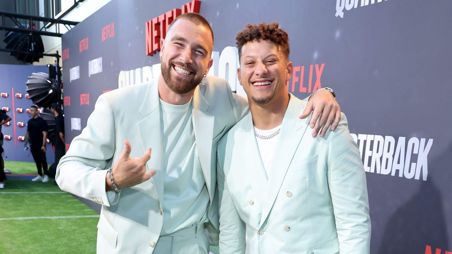 Patrick Mahomes explains the one trait that sets Travis Kelce apart from everyone else. Informative.