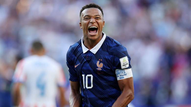 Kylian Mbappe #10 of France celebrates the team's 1-0 victory in the FIFA World Cup 2026 Round of 16 match between Paraguay and France at Philadelphia Stadium on July 04, 2026 in Philadelphia, Pennsylvania