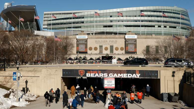 Fans arrive to Soldier Field prior to the game