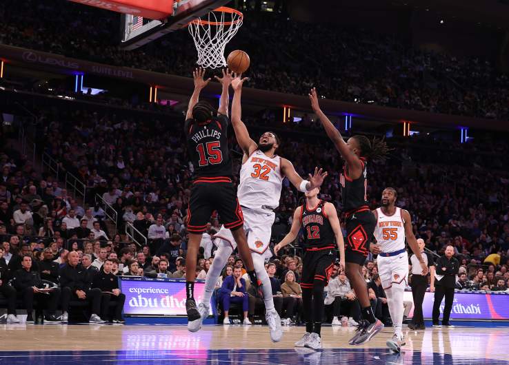 Chicago Bulls v New York Knicks
