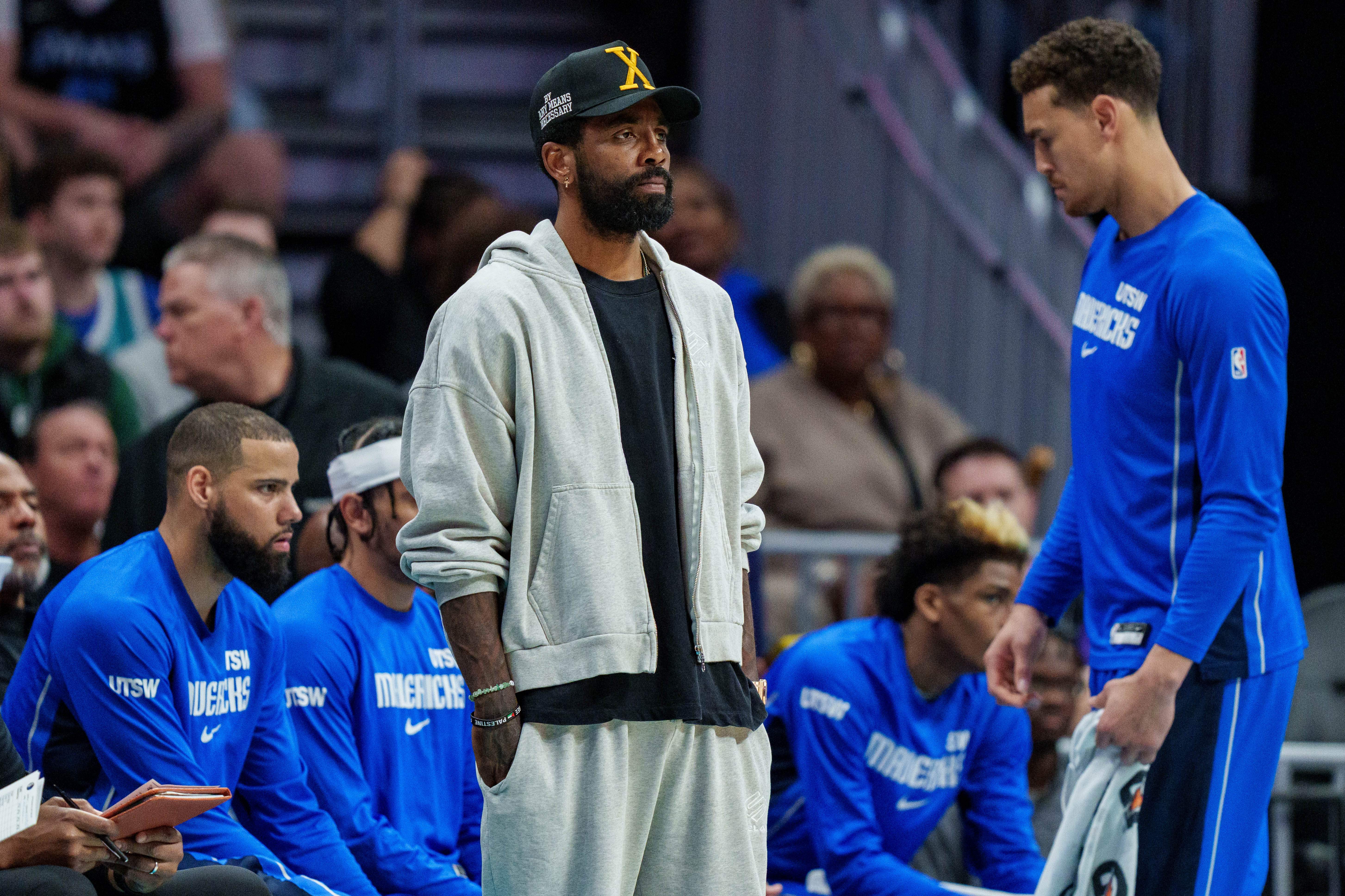 Dallas Mavericks v Charlotte Hornets