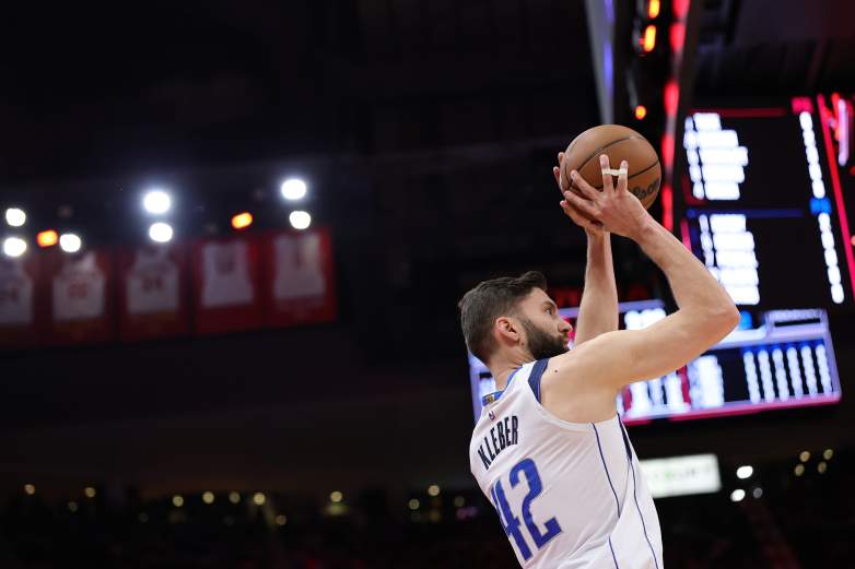 Dallas Mavericks v Houston Rockets