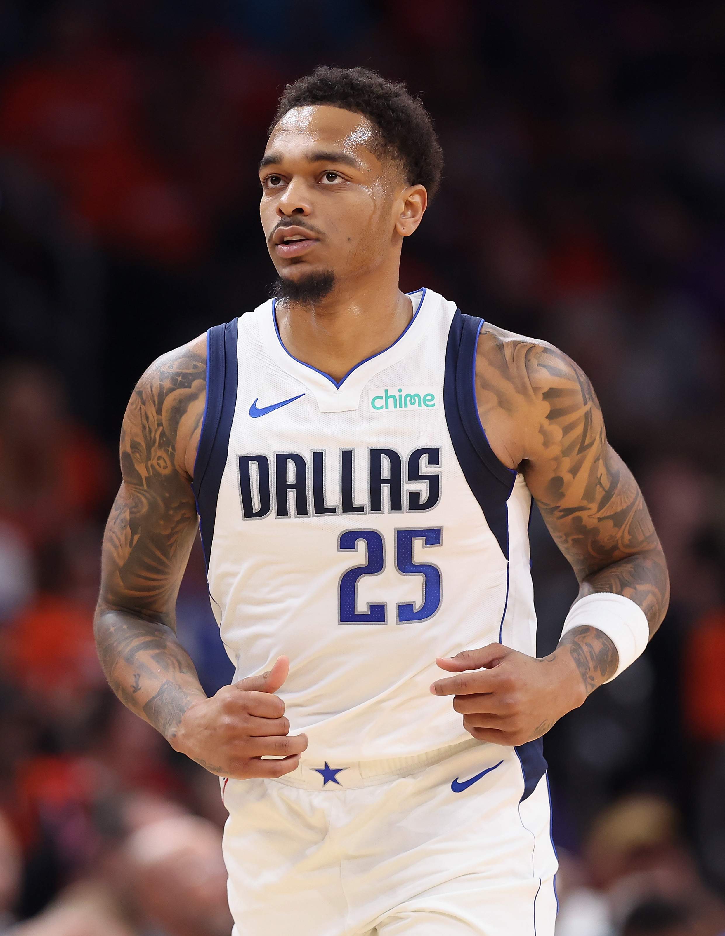 Dallas Mavericks v Phoenix Suns