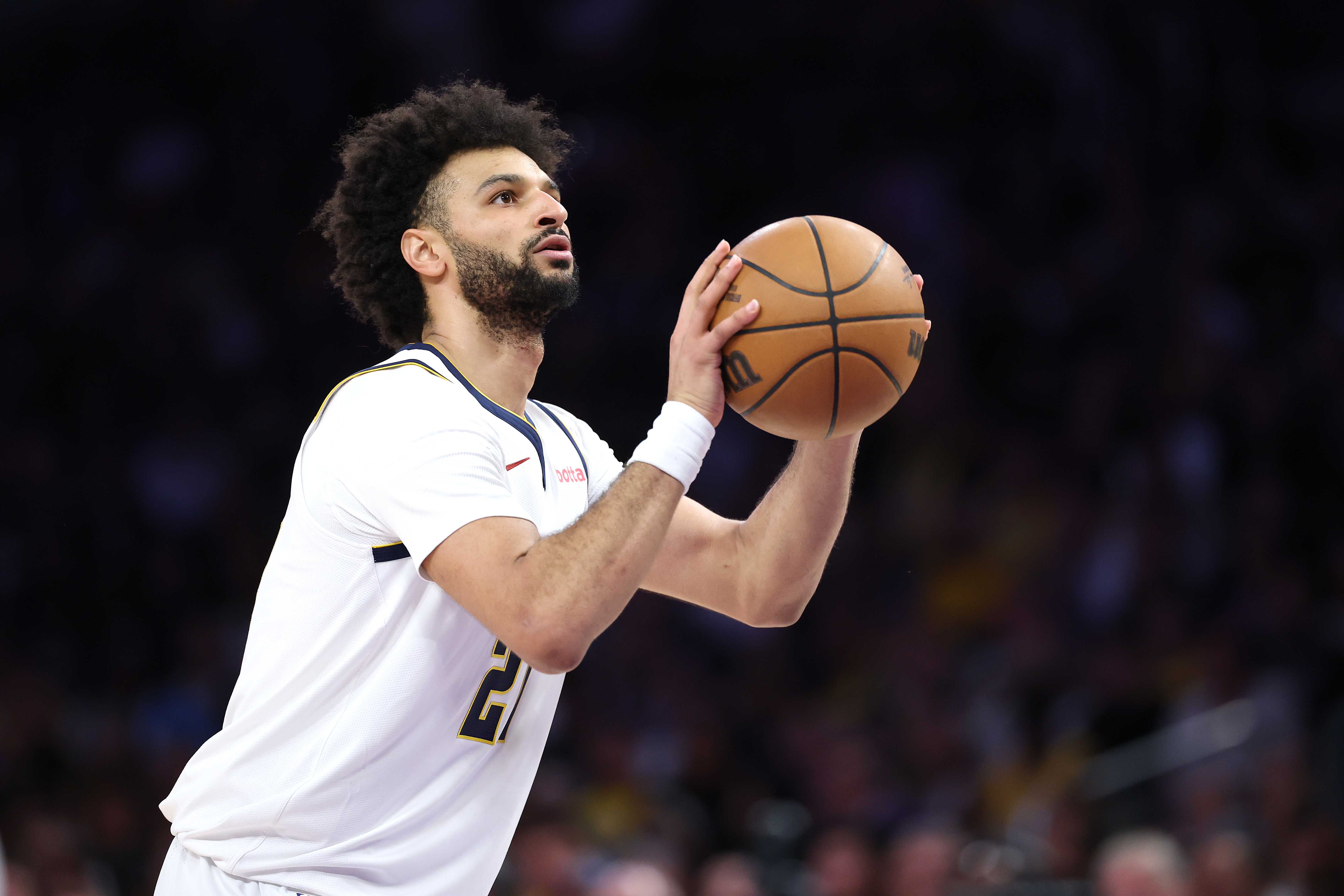 Denver Nuggets v Los Angeles Lakers