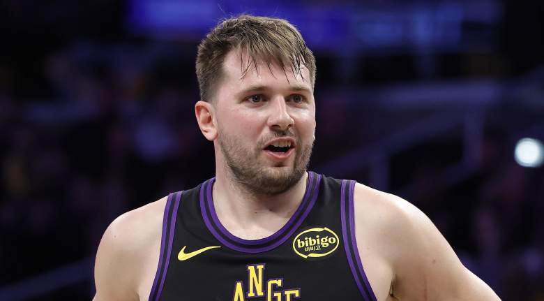 Detroit Pistons v Los Angeles Lakers