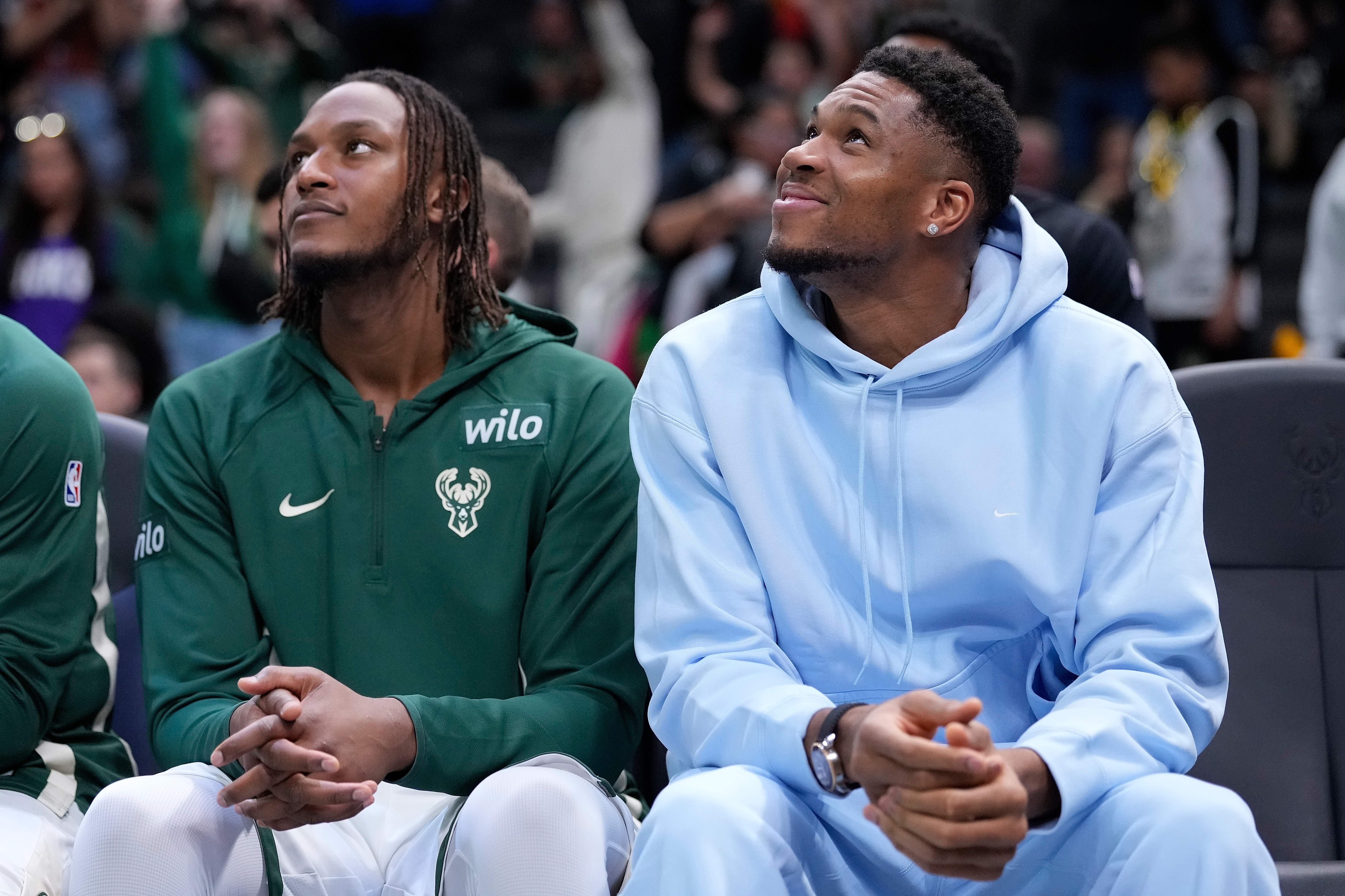 Detroit Pistons v Milwaukee Bucks