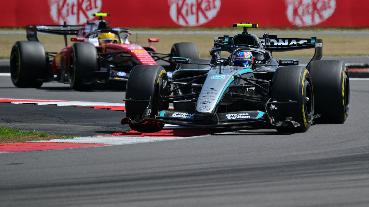 Who is Leading the F1 British Grand Prix at Silverstone? Live Updates