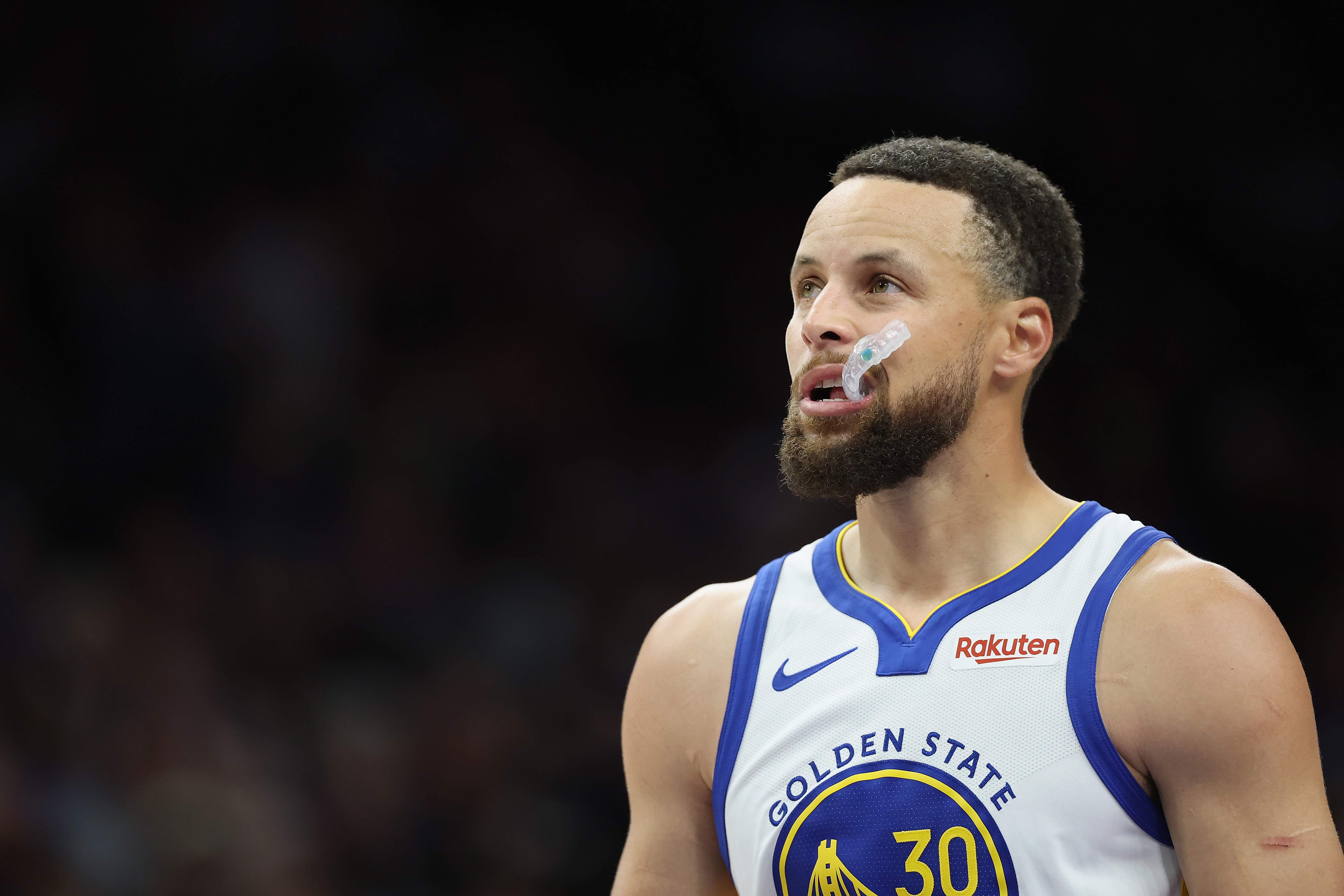Golden State Warriors v Phoenix Suns - Play-In Tournament