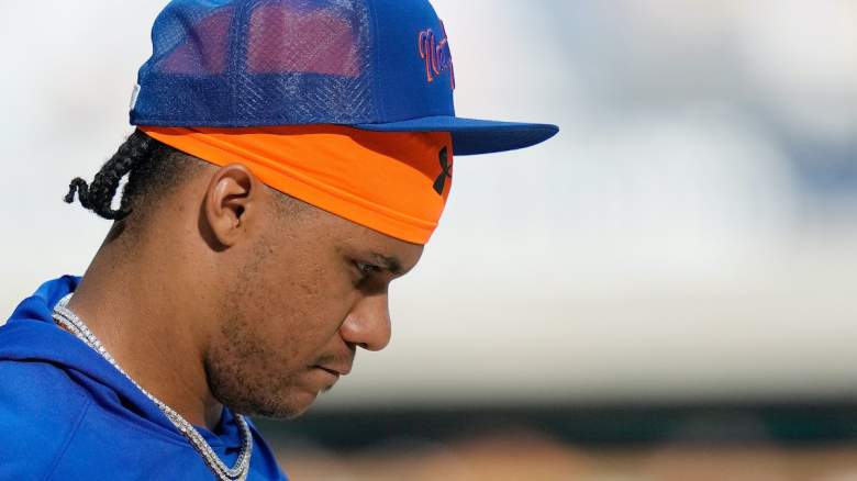 uan Soto #22 of the New York Mets looks on during batting practice