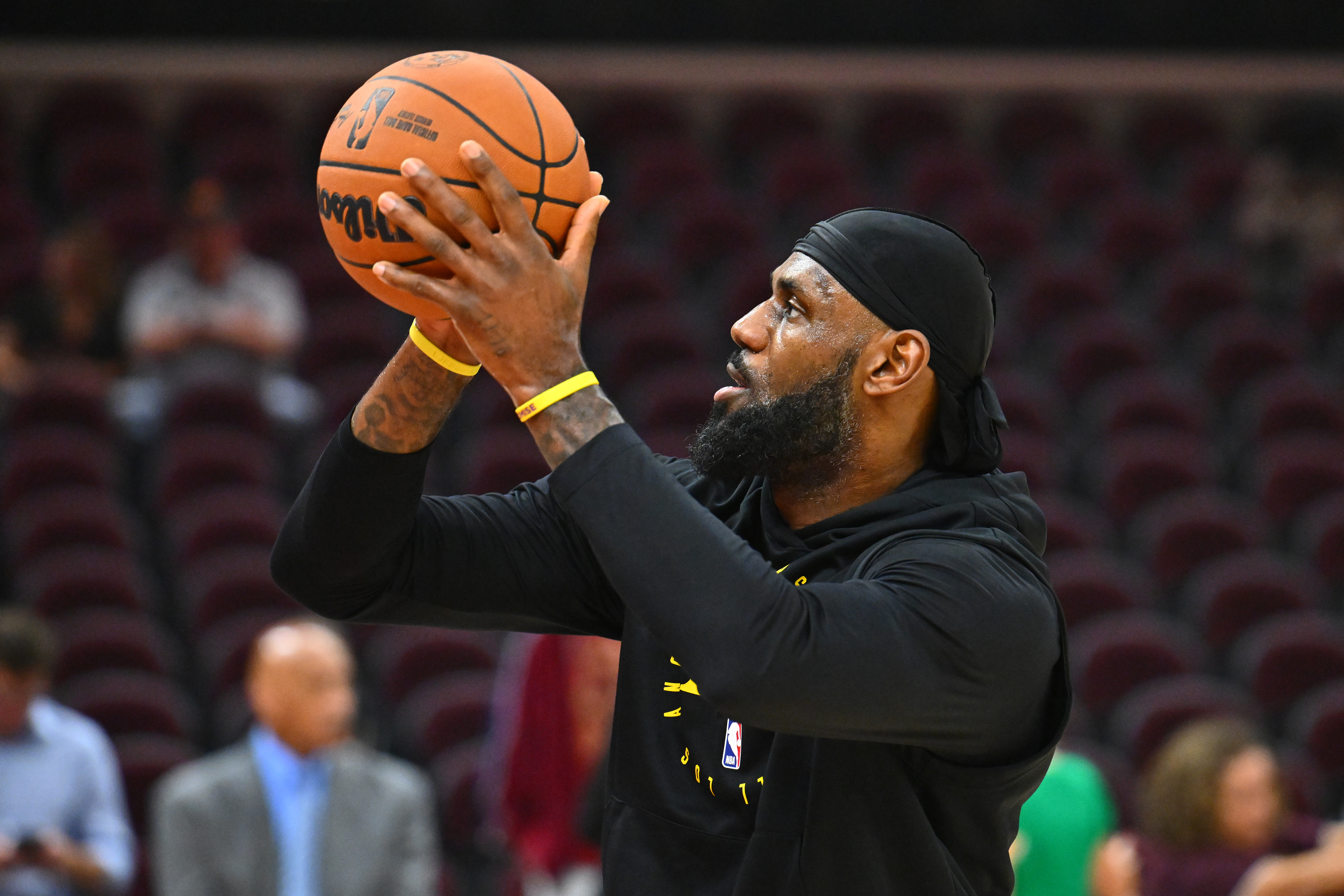 Los Angeles Lakers v Cleveland Cavaliers