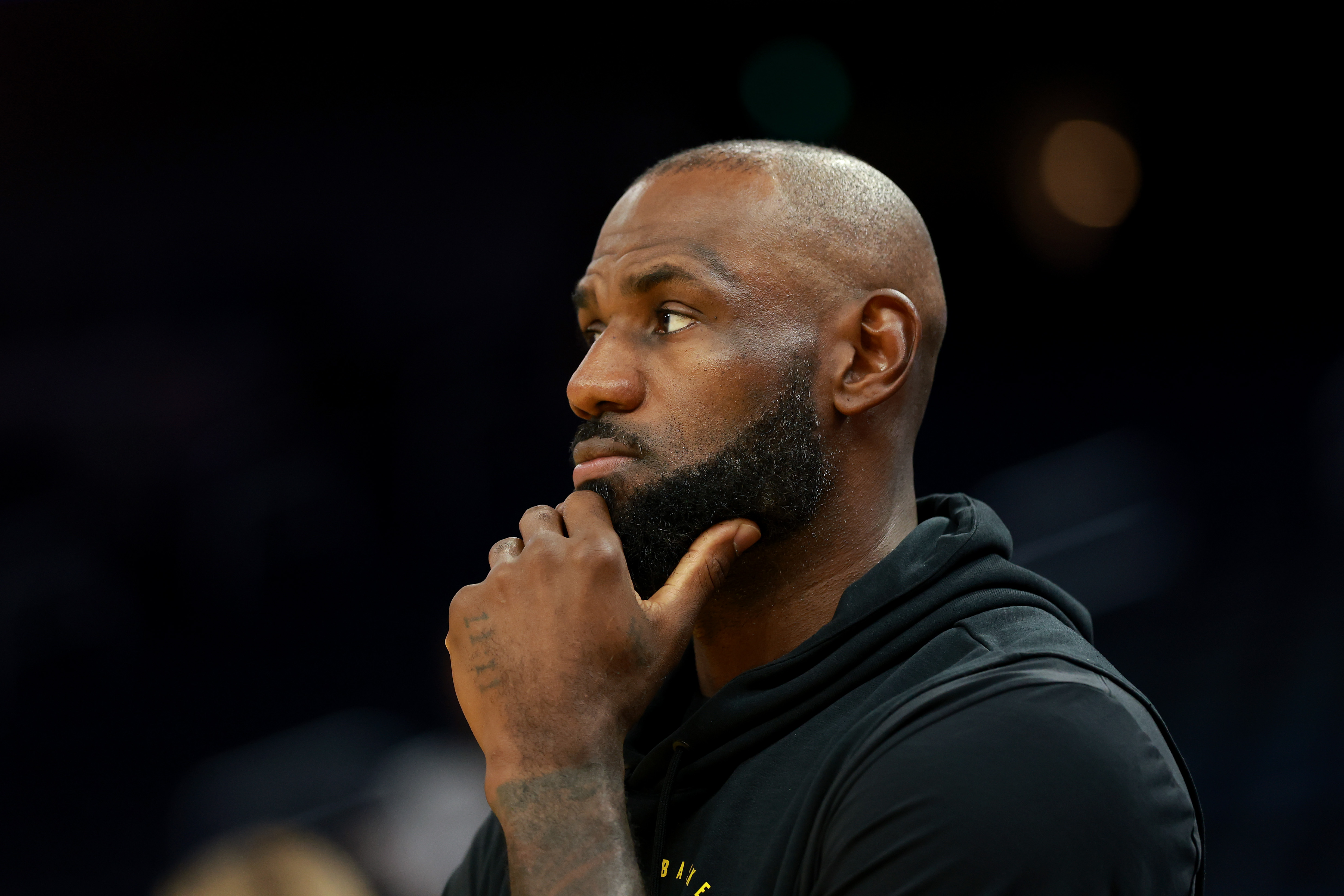 Los Angeles Lakers v Golden State Warriors