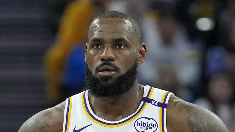 Los Angeles Lakers v Golden State Warriors