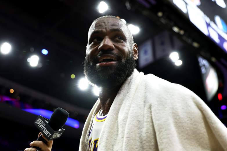 Los Angeles Lakers v Philadelphia 76ers