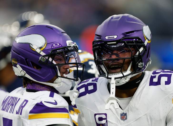 Minnesota Vikings v Los Angeles Chargers