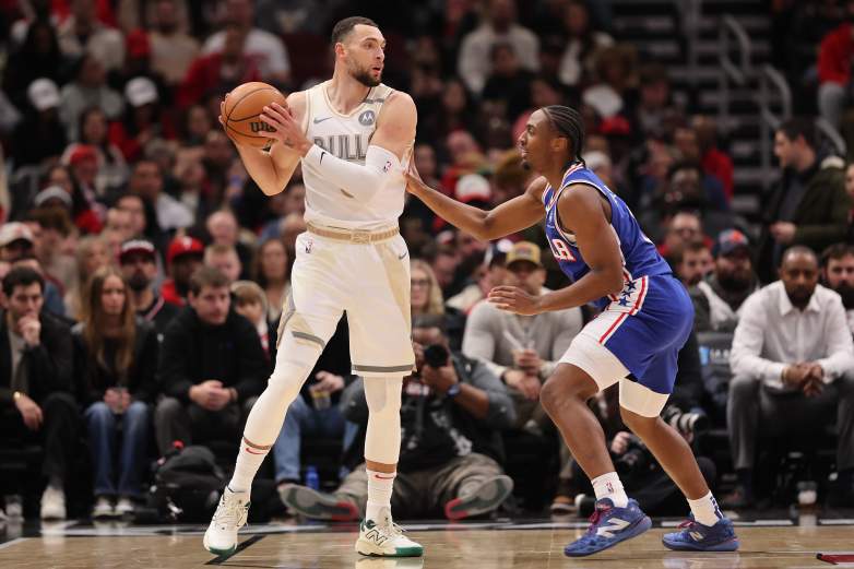 Philadelphia 76ers v Chicago Bulls