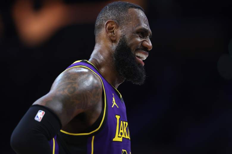 Philadelphia 76ers v Los Angeles Lakers
