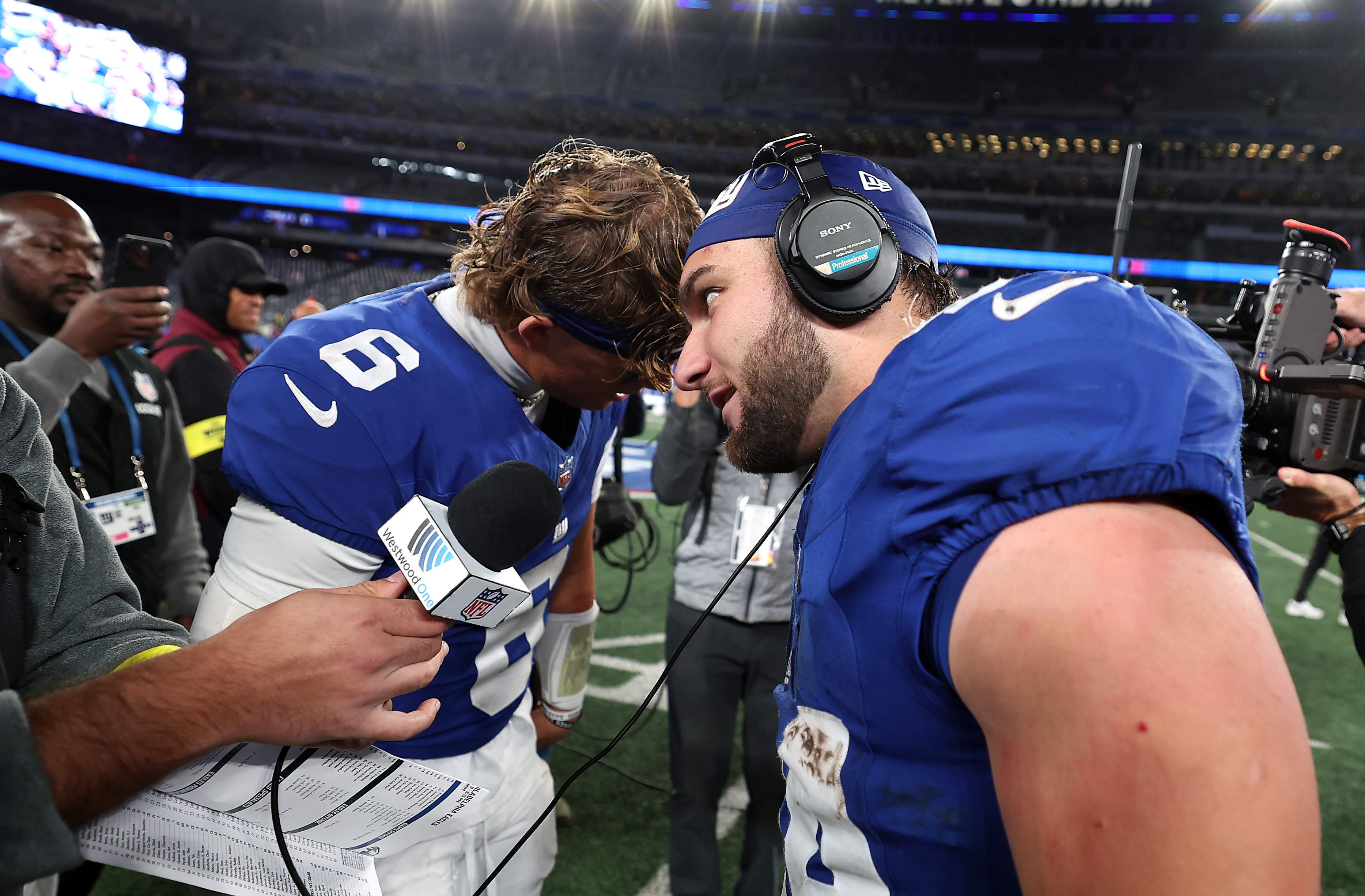 Giants QB Jaxson Dart and RB Cam Skattebo
