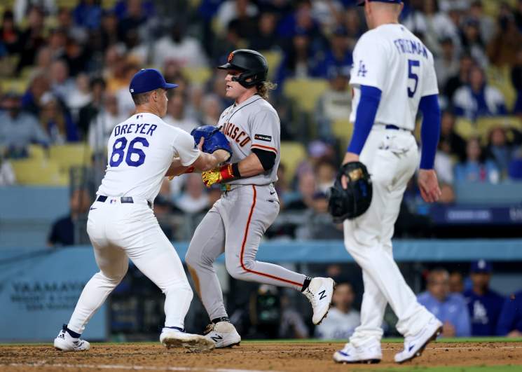 San Francisco Giants v Los Angeles Dodgers