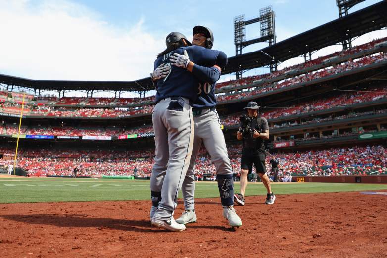 Seattle Mariners Rob Refsnyder