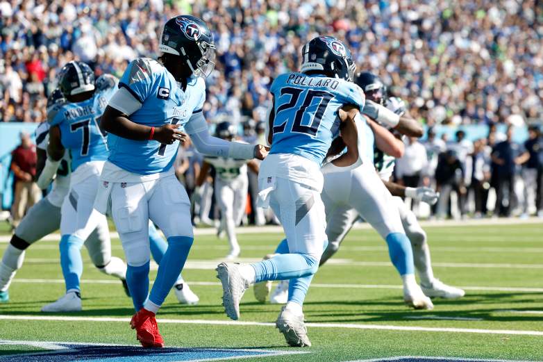 Seattle Seahawks v Tennessee Titans