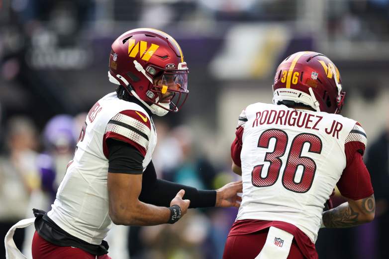 Washington Commanders v Minnesota Vikings - NFL 2025
