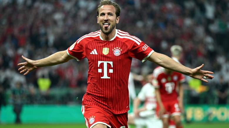 Harry Kane of FC Bayern Munich celebrates scoring his team's first goal.