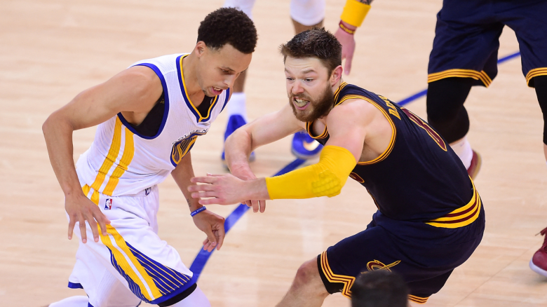 Steph Curry, Matthew Dellavedova