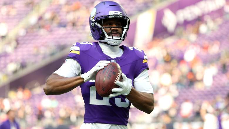 Fabian Moreau, Commanders roster moves