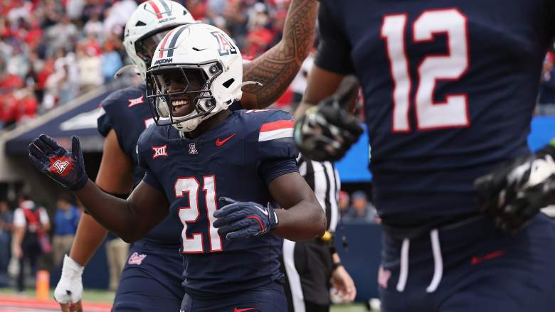 Mahdi celebrates 28-yard rushing touchdown