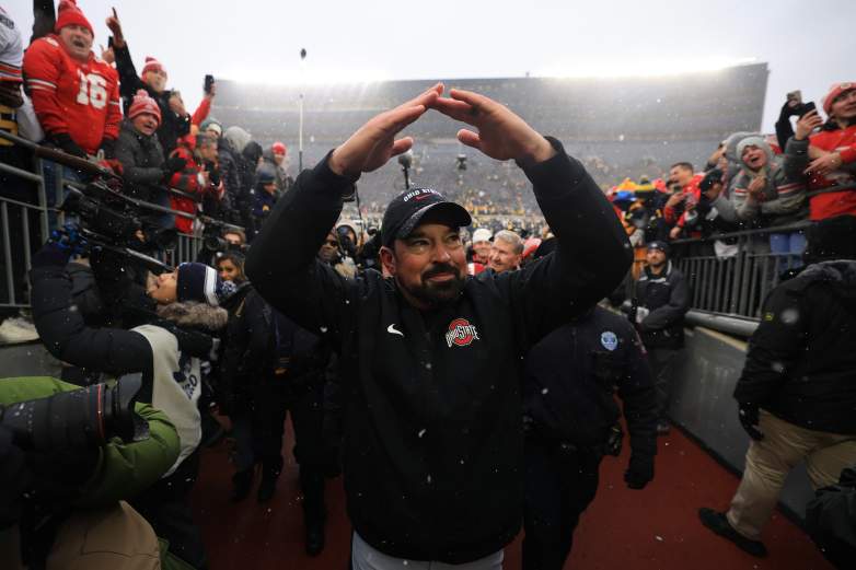 Ryan Day throwing up the Ohio State O