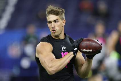 Patriots Rookie TE Eli Raridon Finding Role in Offense, Working with Drake Maye