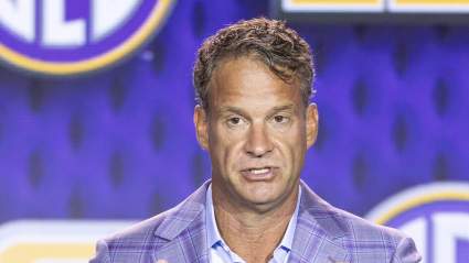 LSU Tigers Send Strong Message Back to Jayden Daniels After Letter