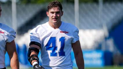 Dan Campbell Provides Critical Health Update On Lions LB Jimmy Rolder