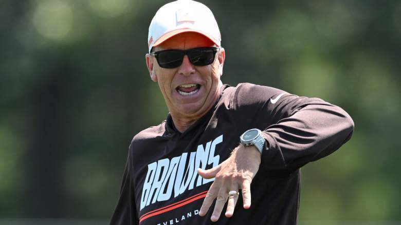 Head coach Todd Monken of the Cleveland Browns still can't pick between Shedeur Sanders and Deshaun Watson.