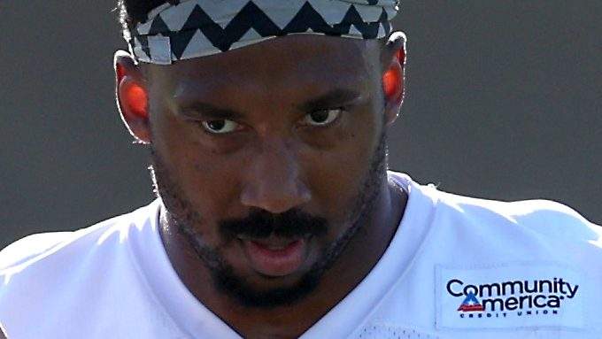 Myles Garrett, Los Angeles Rams