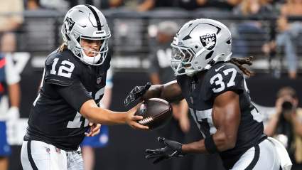 Raiders Sign 16 Players to Practice Squad, Including Fan Favorite & 2 RBs
