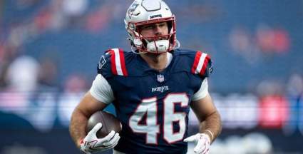 Cowboys Sign 6-foot-5, 245-Pound Ex-Patriots Tight End